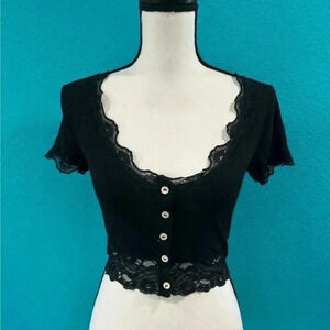 Me to we black lace button up top in size small